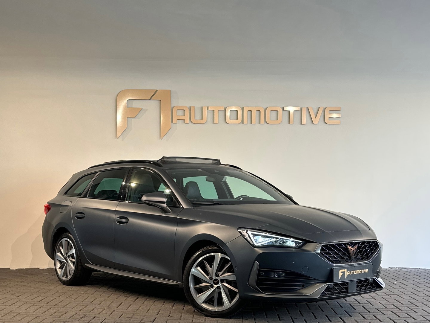 CUPRA Leon Sportstourer 1.4 e-Hybrid VZ Performance Pano|Key