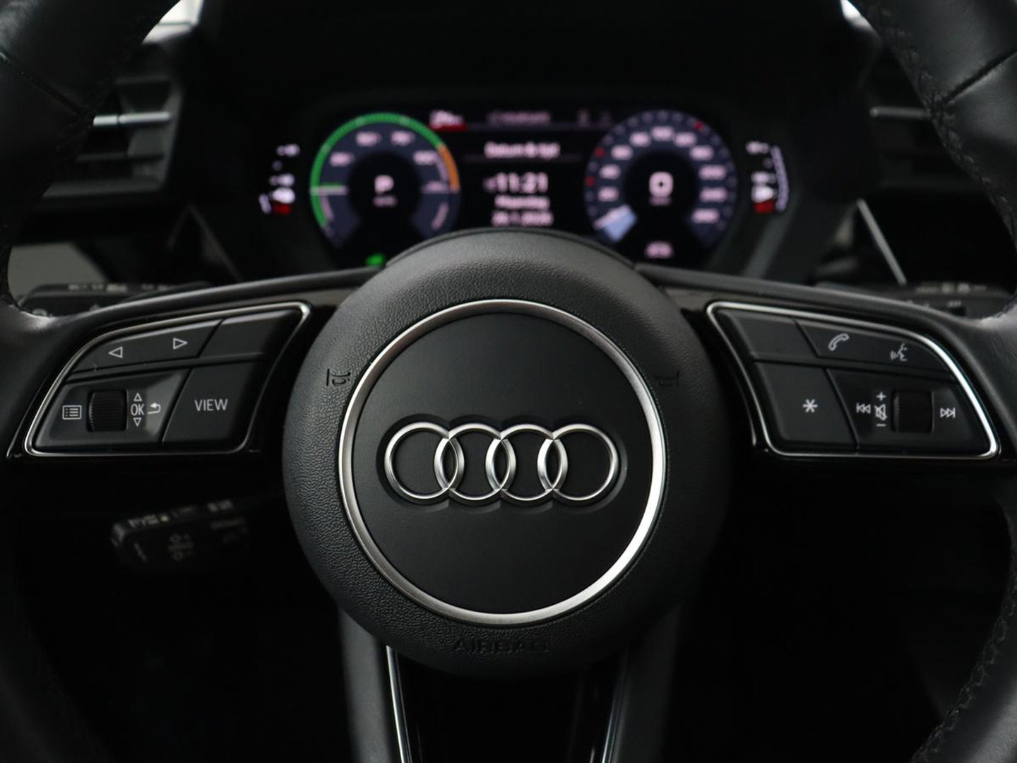 Audi A3 40 TFSIe Advanced edition | Sportstoelen | Carplay | Virtual Cockpit | Navigatie | Full LED | Parkeerhulp | Climate control | Cruise control | PHEV | Plug In