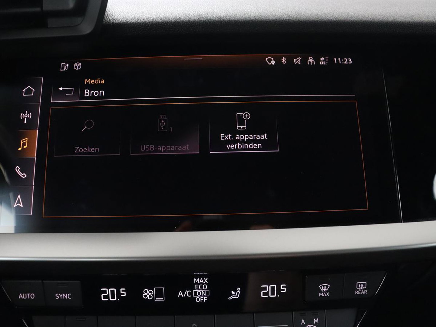 Audi A3 40 TFSIe Advanced edition | Sportstoelen | Carplay | Virtual Cockpit | Navigatie | Full LED | Parkeerhulp | Climate control | Cruise control | PHEV | Plug In