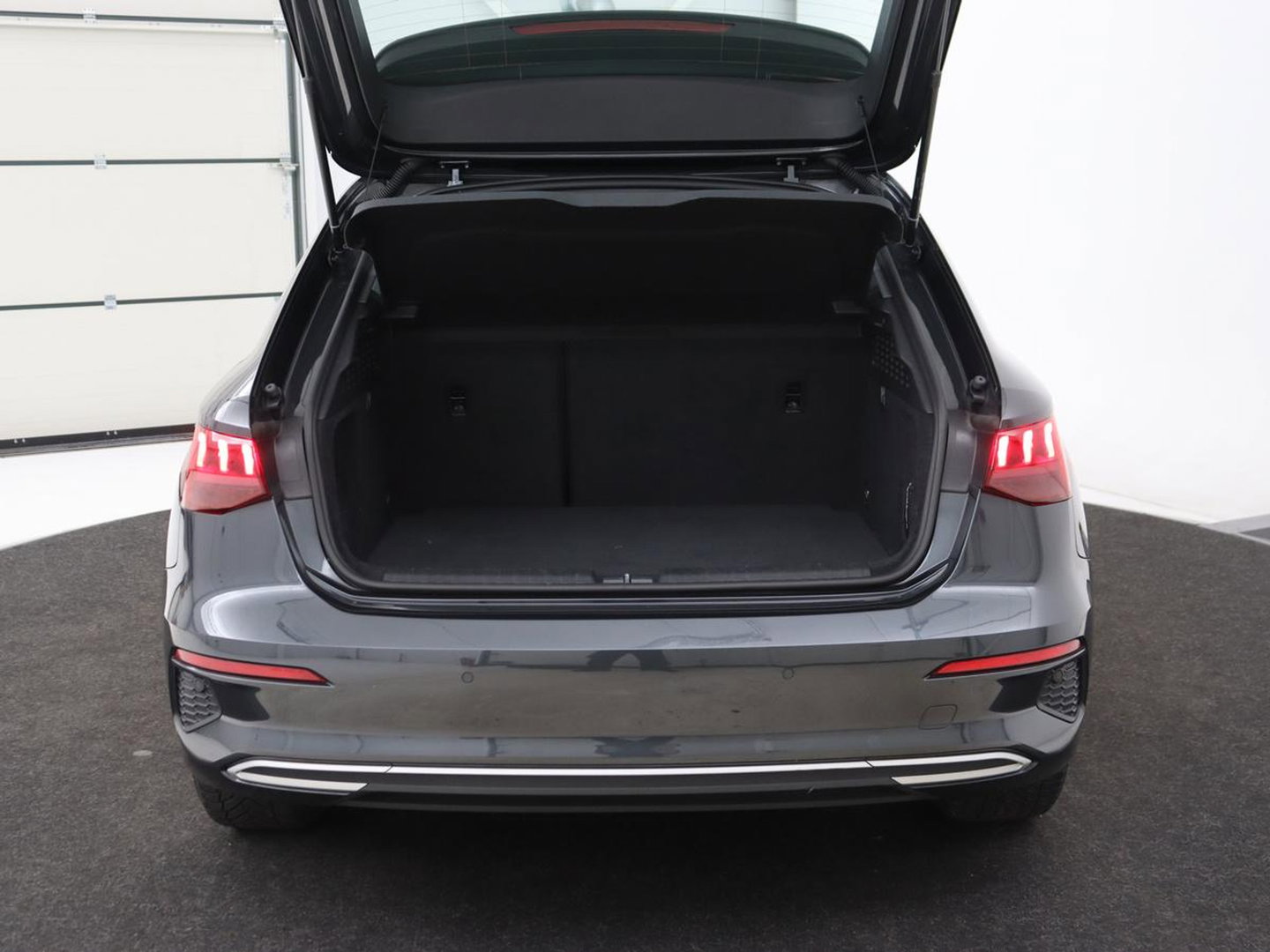 Audi A3 40 TFSIe Advanced edition | Sportstoelen | Carplay | Virtual Cockpit | Navigatie | Full LED | Parkeerhulp | Climate control | Cruise control | PHEV | Plug In