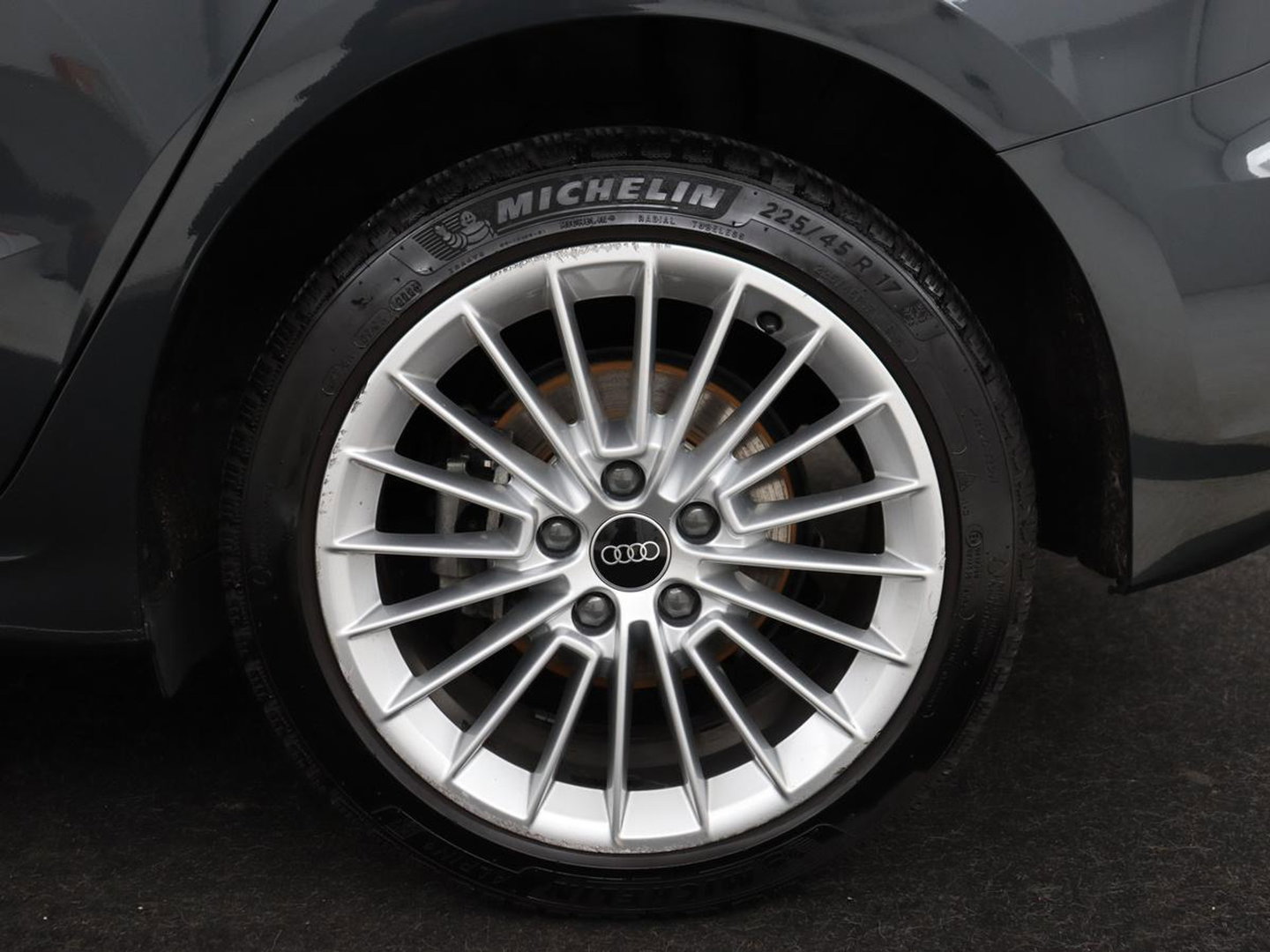 Audi A3 40 TFSIe Advanced edition | Sportstoelen | Carplay | Virtual Cockpit | Navigatie | Full LED | Parkeerhulp | Climate control | Cruise control | PHEV | Plug In