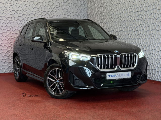 BMW X1 - SDRIVE M-SPORT SHADOW LINE APPLE CARPLAY MATRIX LED ELEK.KLEP CRUISE LEER/ALCANTARA CAMERA M-SPORT INTERIEUR / EXTERIEUR ✅ Top Auto's. Al 30 Jaar uw Bmw Specialist in ,  BMW M / M Sport / PHEV / HEV / Hybrid / Mhev / 25e / 30e / xDrive25e // xDrive30e / s