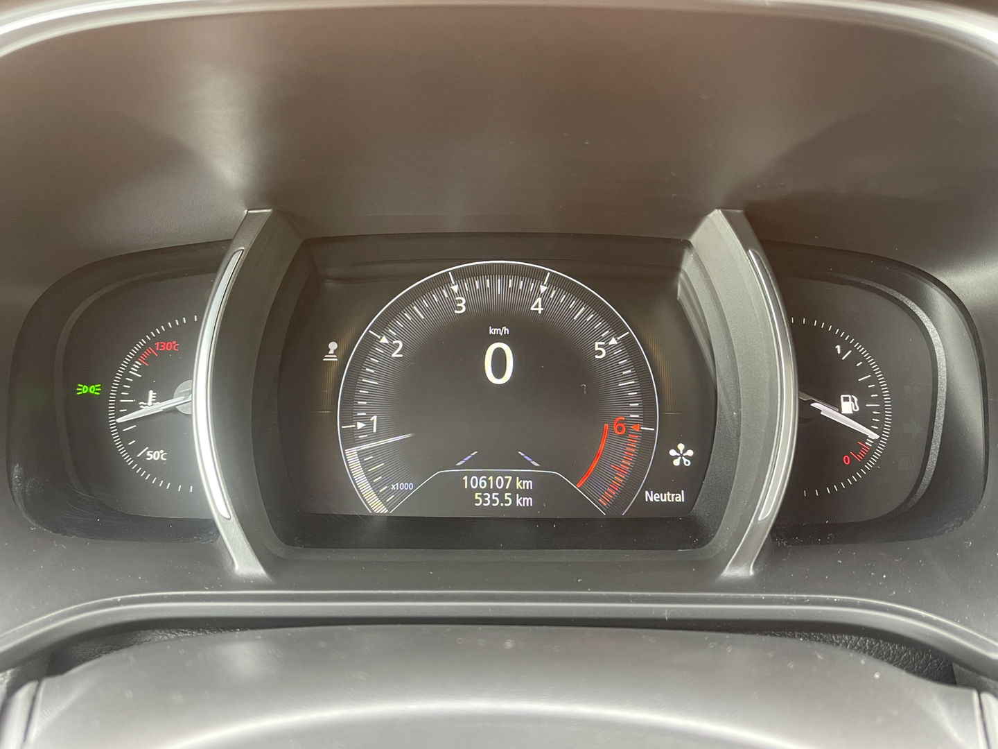 Renault Mégane 1.2 TCe Bose | Sfeerverlichting | Lane Assist | Dodehoeksensor | Head-Up Display | Trekhaak | Camera | Automatisch Inparkeren | Navigatie | Massage Stoel | DAB |