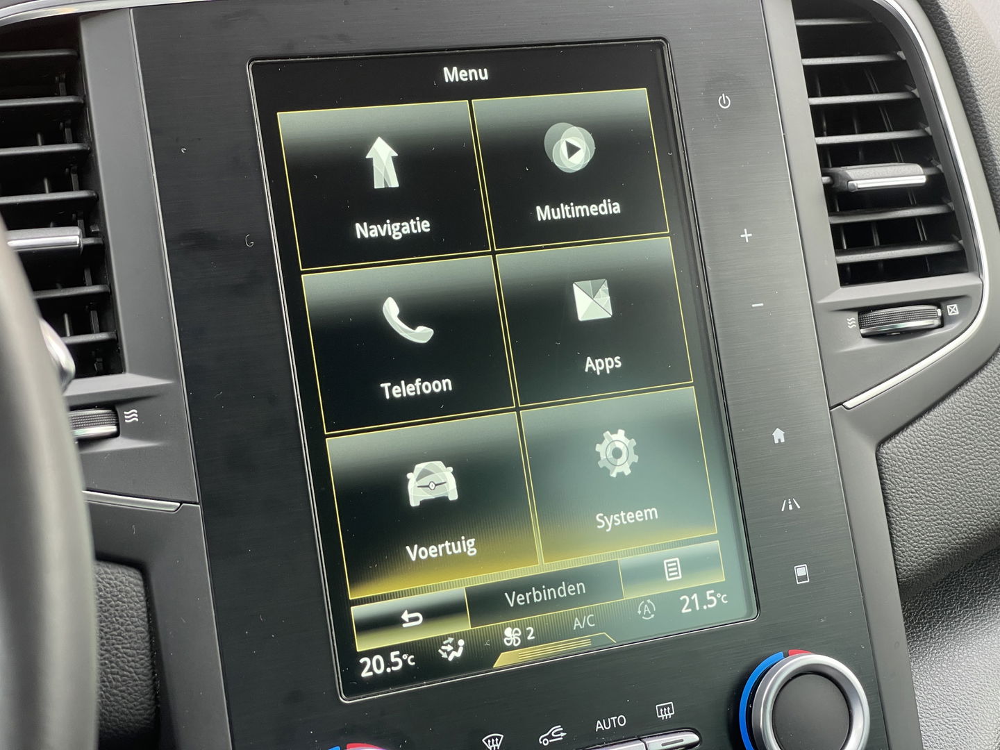 Renault Mégane 1.2 TCe Bose | Sfeerverlichting | Lane Assist | Dodehoeksensor | Head-Up Display | Trekhaak | Camera | Automatisch Inparkeren | Navigatie | Massage Stoel | DAB |