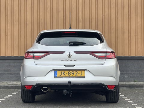 Renault Mégane 1.2 TCe Bose | Sfeerverlichting | Lane Assist | Dodehoeksensor | Head-Up Display | Trekhaak | Camera | Automatisch Inparkeren | Navigatie | Massage Stoel | DAB |