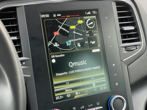 Renault Mégane 1.2 TCe Bose | Sfeerverlichting | Lane Assist | Dodehoeksensor | Head-Up Display | Trekhaak | Camera | Automatisch Inparkeren | Navigatie | Massage Stoel | DAB |