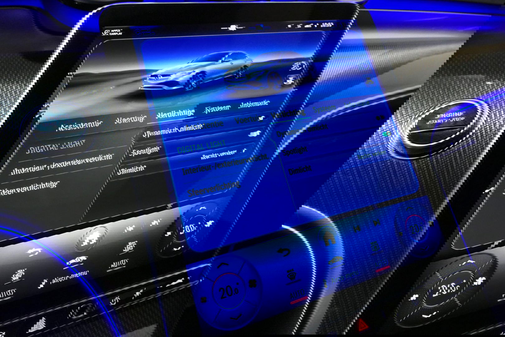 Mercedes-Benz C-Klasse 300 e AMG Line / C63s AMG Diffuser / Panamericana Grille / Panoramadak / Elektr. verstelbare voorstoelen + memory / Digital Light (Laser) / Stoelverwarming / Ambienteverlichting Plus / Apple Carplay - Android Auto / Rondomzichtcamera / HUD / 20'' LMV / Ac