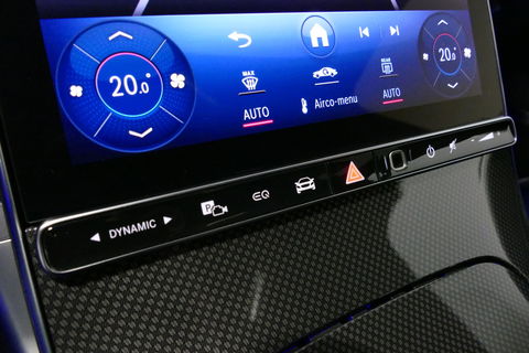 Mercedes-Benz C-Klasse 300 e AMG Line / C63s AMG Diffuser / Panamericana Grille / Panoramadak / Elektr. verstelbare voorstoelen + memory / Digital Light (Laser) / Stoelverwarming / Ambienteverlichting Plus / Apple Carplay - Android Auto / Rondomzichtcamera / HUD / 20'' LMV / Ac