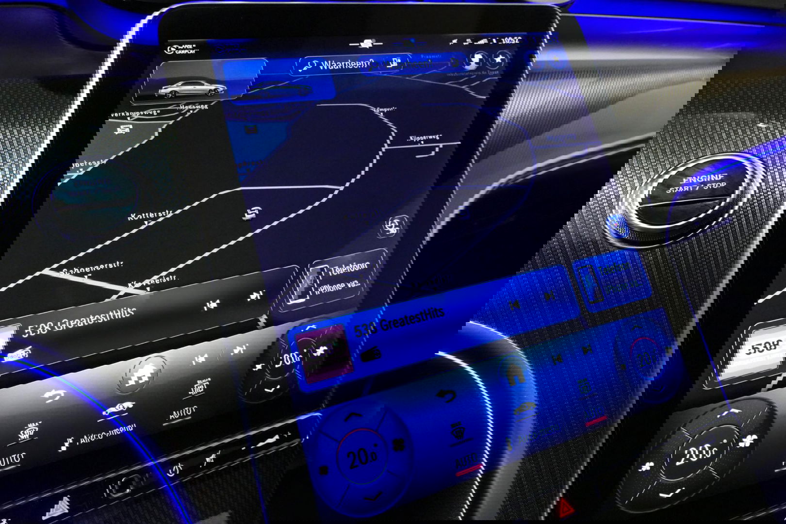 Mercedes-Benz C-Klasse 300 e AMG Line / C63s AMG Diffuser / Panamericana Grille / Panoramadak / Elektr. verstelbare voorstoelen + memory / Digital Light (Laser) / Stoelverwarming / Ambienteverlichting Plus / Apple Carplay - Android Auto / Rondomzichtcamera / HUD / 20'' LMV / Ac