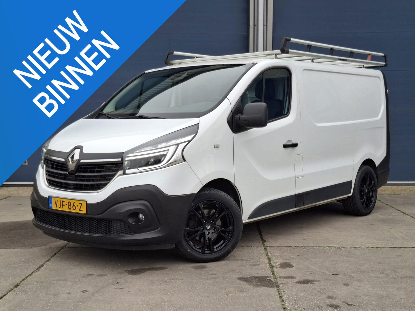 Renault Trafic 2.0 dCi 145 T27 L1H1 Comfort AUTOMAAT / IMPERIAL / NAVI / KASTEN INRICHTING / TREKHAAK