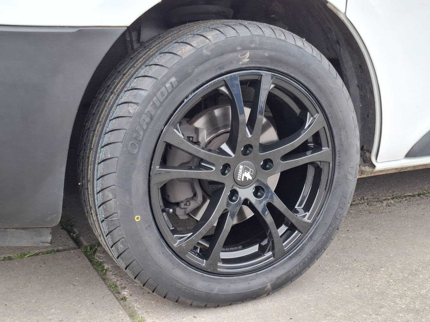 Renault Trafic 2.0 dCi 145 T27 L1H1 Comfort AUTOMAAT / IMPERIAL / NAVI / KASTEN INRICHTING / TREKHAAK