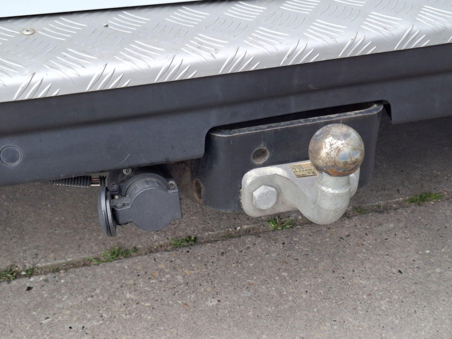 Renault Trafic 2.0 dCi 145 T27 L1H1 Comfort AUTOMAAT / IMPERIAL / NAVI / KASTEN INRICHTING / TREKHAAK