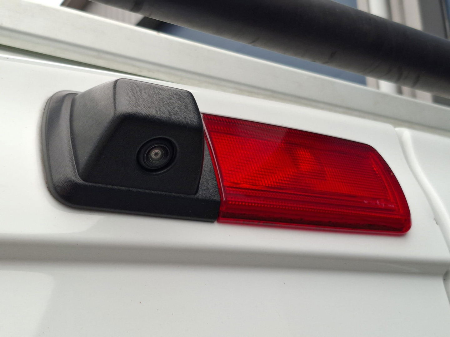 Renault Trafic 2.0 dCi 145 T27 L1H1 Comfort AUTOMAAT / IMPERIAL / NAVI / KASTEN INRICHTING / TREKHAAK