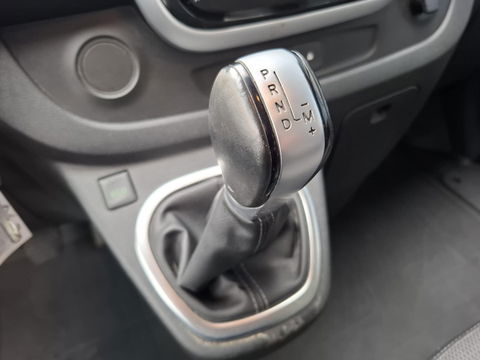 Renault Trafic 2.0 dCi 145 T27 L1H1 Comfort AUTOMAAT / IMPERIAL / NAVI / KASTEN INRICHTING / TREKHAAK