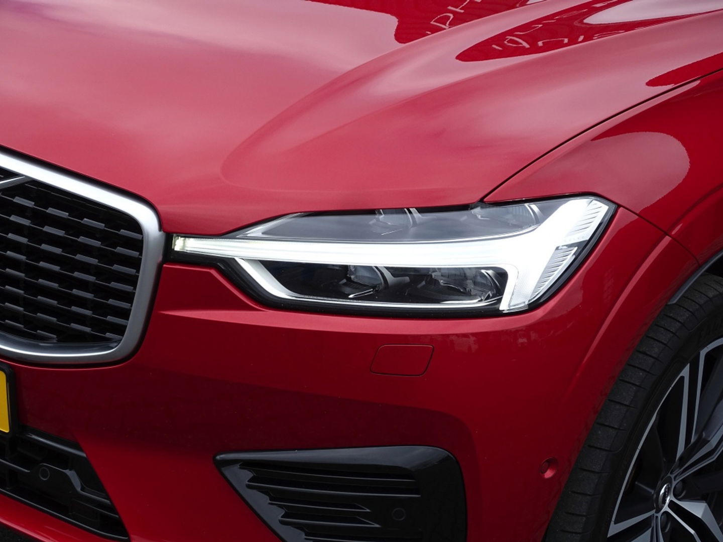 Volvo XC60 T8 407PK TE AWD Inscription / R-Design / Bowers & Wilkins / 360°