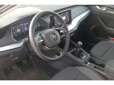 Škoda Octavia Combi 1.5 TSI Edition | TREKHAAK | 17" GEMINI VELGEN | APPLE CAR PLAY | 'SUNSET'