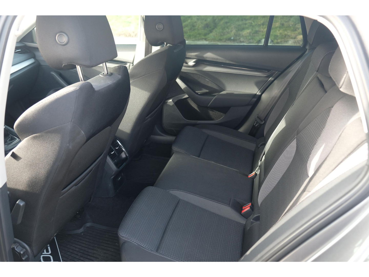 Škoda Octavia Combi 1.5 TSI Edition | TREKHAAK | 17" GEMINI VELGEN | APPLE CAR PLAY | 'SUNSET'