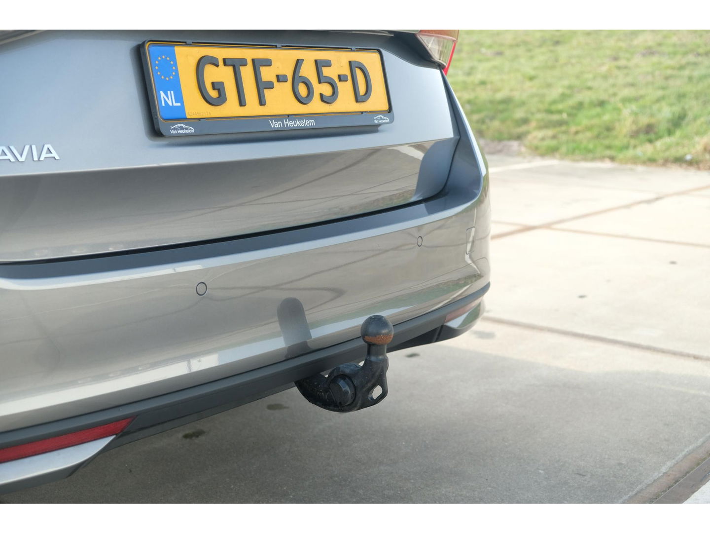 Škoda Octavia Combi 1.5 TSI Edition | TREKHAAK | 17" GEMINI VELGEN | APPLE CAR PLAY | 'SUNSET'