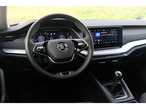 Škoda Octavia Combi 1.5 TSI Edition | TREKHAAK | 17" GEMINI VELGEN | APPLE CAR PLAY | 'SUNSET'