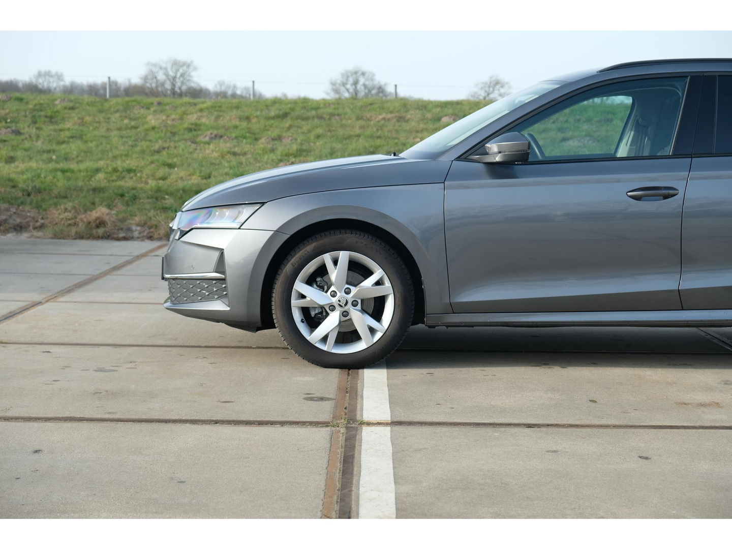 Škoda Octavia Combi 1.5 TSI Edition | TREKHAAK | 17" GEMINI VELGEN | APPLE CAR PLAY | 'SUNSET'