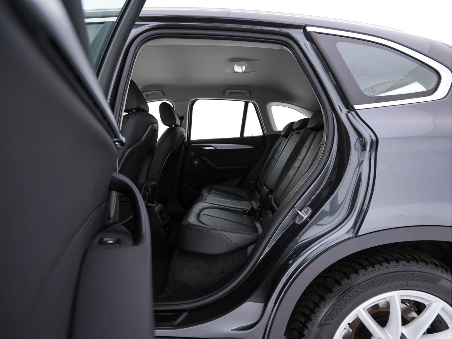 BMW X1 xDrive25e eDrive Edition ( Plug-In ) (INCL-BTW) *LEATHER | FULL-LED | HARMAN/KARDON | CAMERA | HEATED-COMFORTSEATS | NAVI-FULLMAP | ECC | KEYLESS |  PDC | CRUISE | DAB | TOWBAR | HEAD-UP | 17''ALU*