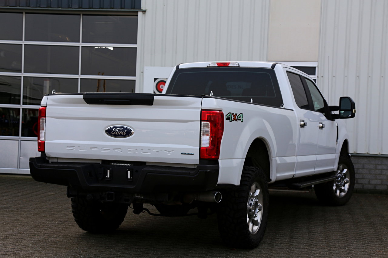 Ford F-250