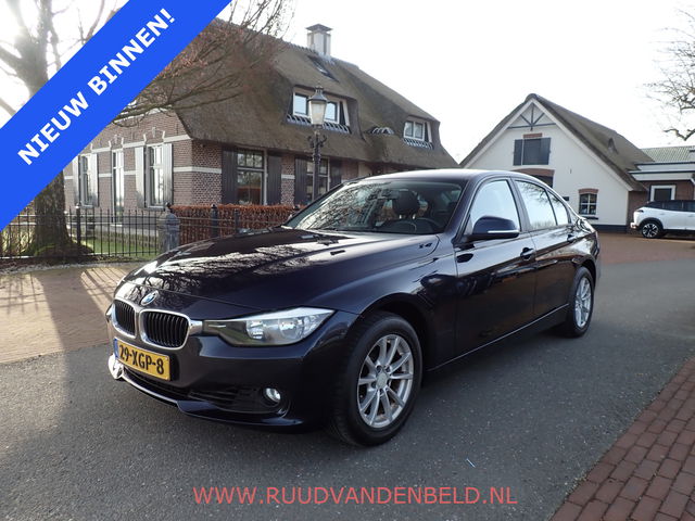 BMW 3 Serie - 320i Executive AUTOMAAT !! NL-AUTO !! NAVIGATIE/BLUETOOTH/CRUISE
