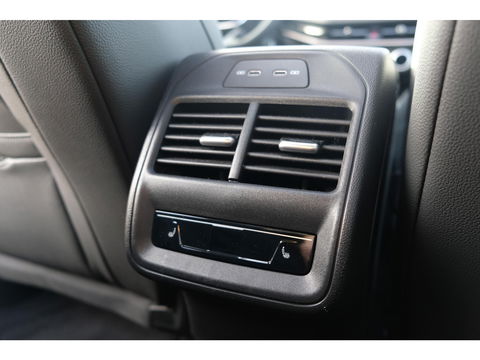 Škoda Superb Combi 1.5 TSI PHEV Sportline | PANO | TREKHAAK | 19" TORCULAR VELGEN | DCC | HEAD-UP DISPLAY