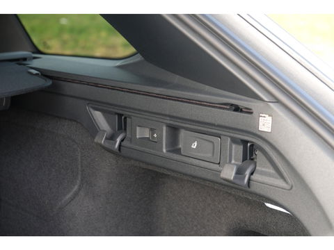 Škoda Superb Combi 1.5 TSI PHEV Sportline | PANO | TREKHAAK | 19" TORCULAR VELGEN | DCC | HEAD-UP DISPLAY