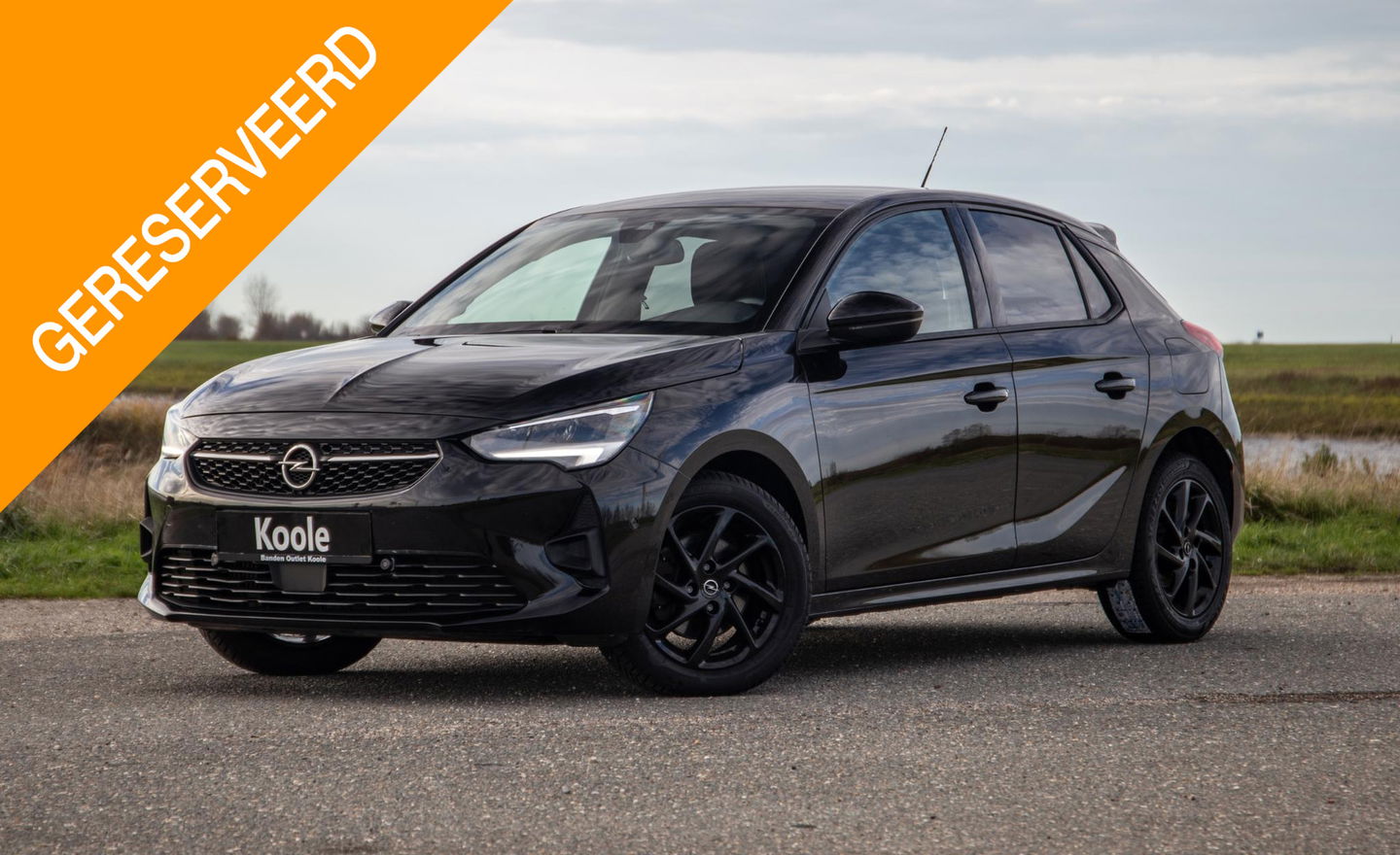 Opel Corsa 1.2 Turbo GS BLACK LINE / APPLE CARPLAY / AUTOMAAT / 360 CAMERA / STOELVERWARMING