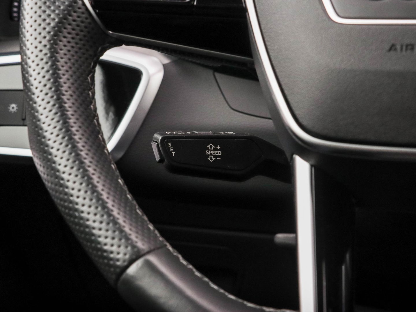 Audi A6 Avant 40 TFSI S edition 204pk Panoramadak LED Leder S Line