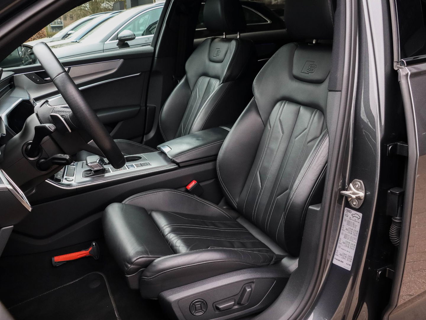 Audi A6 Avant 40 TFSI S edition 204pk Panoramadak LED Leder S Line