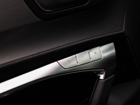 Audi A6 Avant 40 TFSI S edition 204pk Panoramadak LED Leder S Line