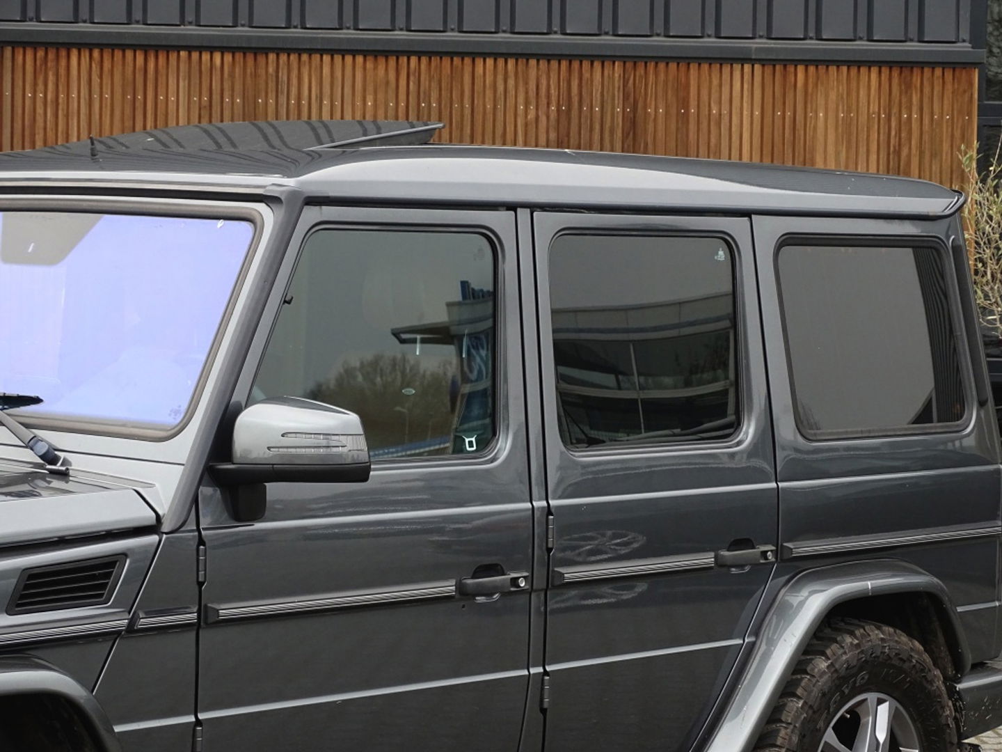 Mercedes-Benz G-Klasse G350 V6 / AMG / Designo / grijs kenteken / LED