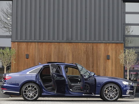 Audi A8 60 TFSIe 449PK Quattro / B&O / Laser / Massage