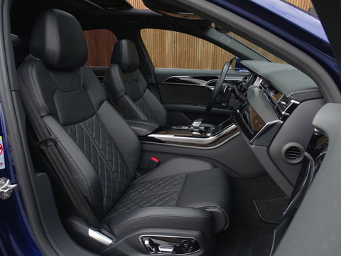 Audi A8 60 TFSIe 449PK Quattro / B&O / Laser / Massage