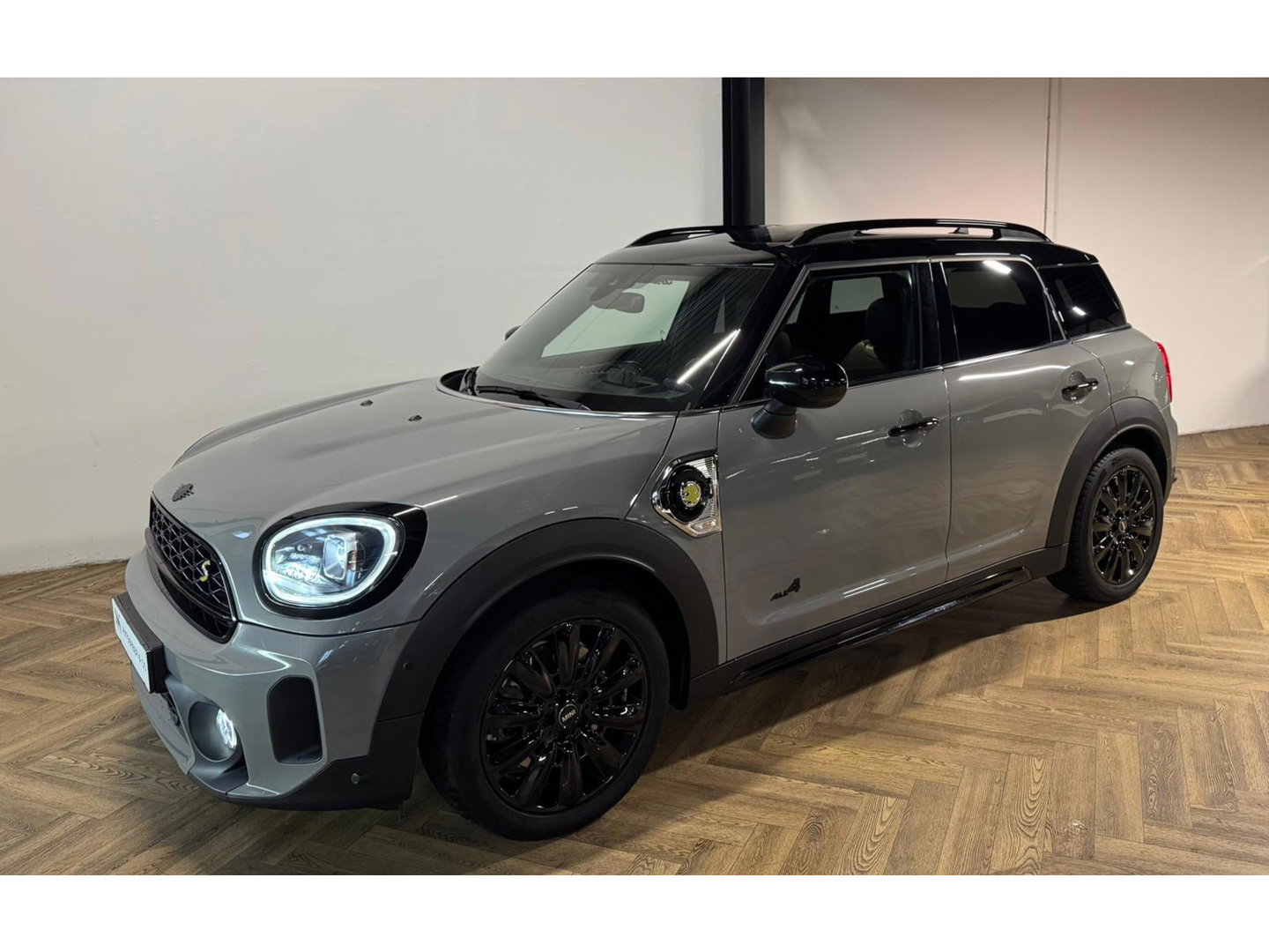 MINI Countryman 1.5 Cooper S E ALL4 ALL4 PANO KEYLESS CAM