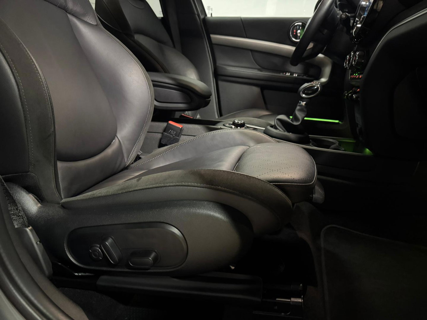 MINI Countryman 1.5 Cooper S E ALL4 ALL4 PANO KEYLESS CAM