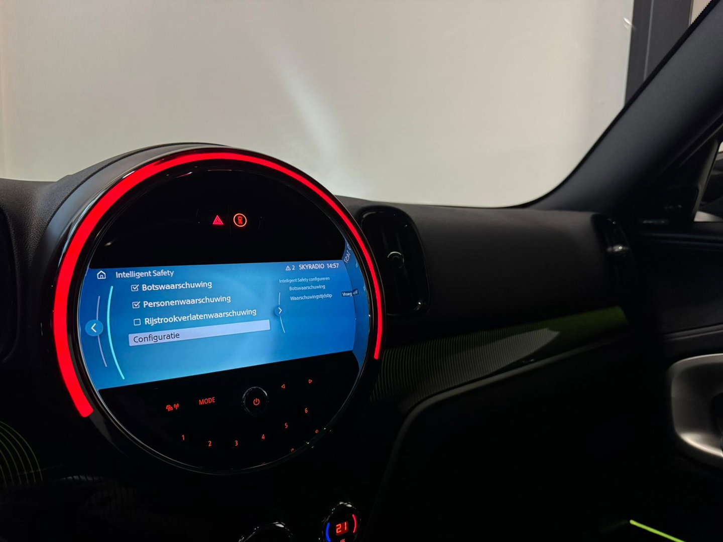 MINI Countryman 1.5 Cooper S E ALL4 ALL4 PANO KEYLESS CAM