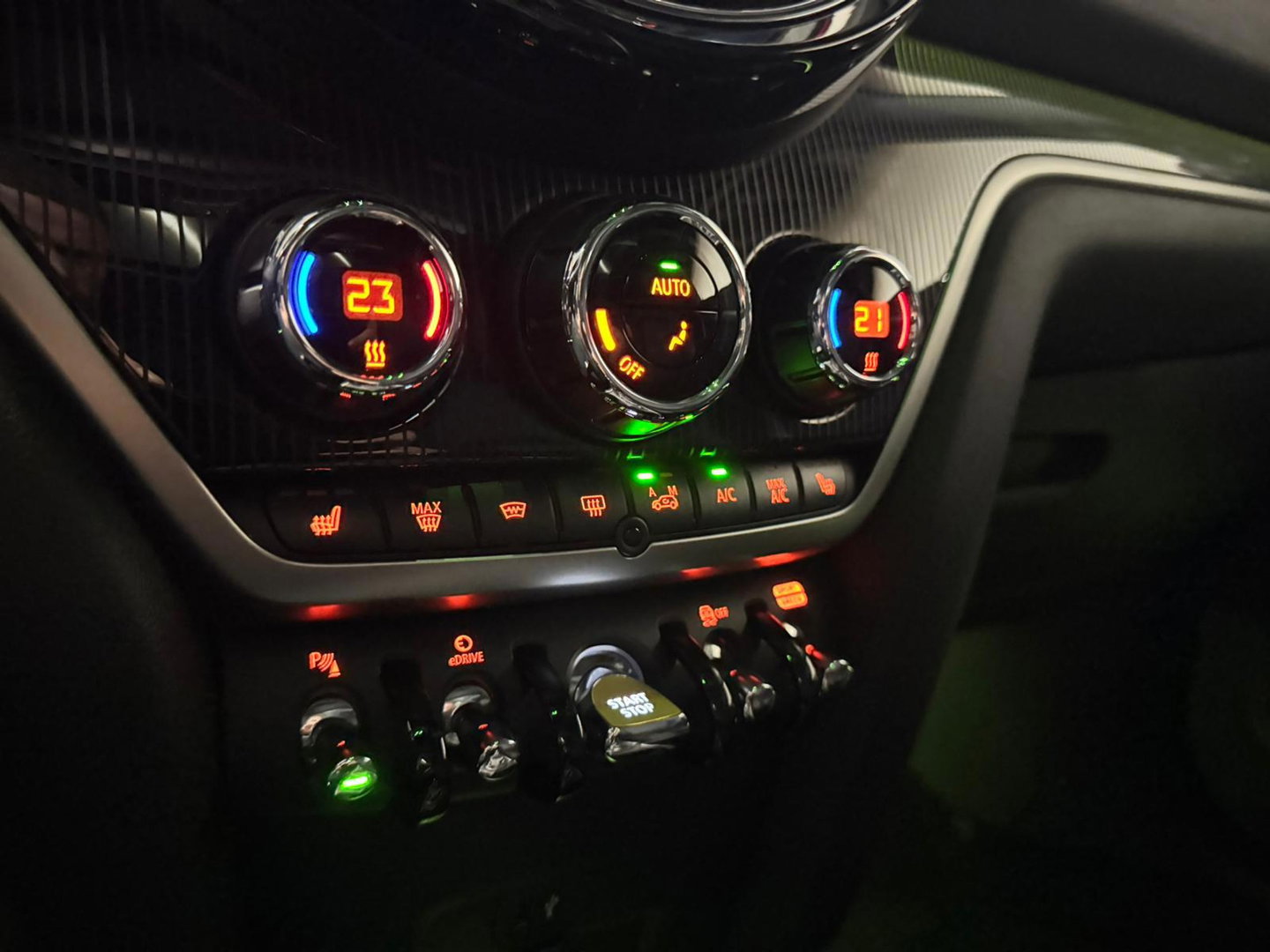 MINI Countryman 1.5 Cooper S E ALL4 ALL4 PANO KEYLESS CAM