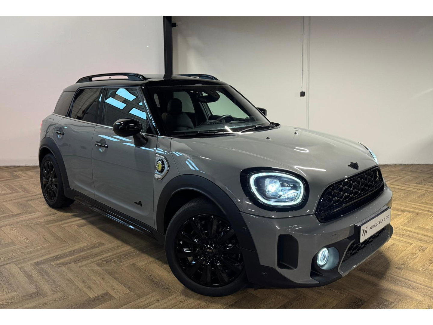 MINI Countryman 1.5 Cooper S E ALL4 ALL4 PANO KEYLESS CAM
