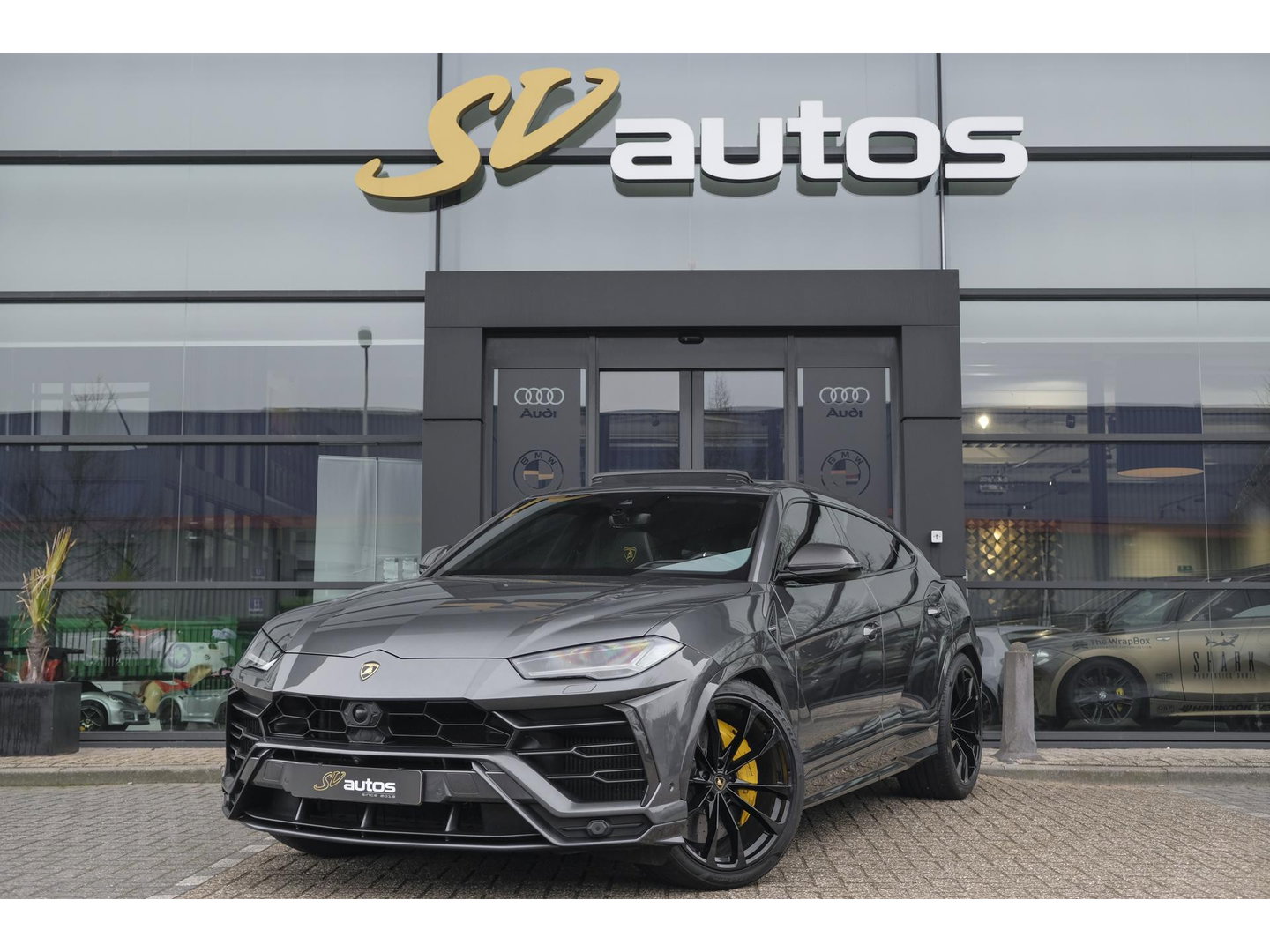 Lamborghini Urus 4.0 V8 650pk Panoramadak NLauto 4-zit Carbon Bang&Olufsen 4-wielsturing Massage Stoelkoeling 23" LMV