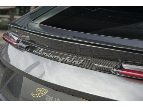 Lamborghini Urus 4.0 V8 650pk Panoramadak NLauto 4-zit Carbon Bang&Olufsen 4-wielsturing Massage Stoelkoeling 23" LMV