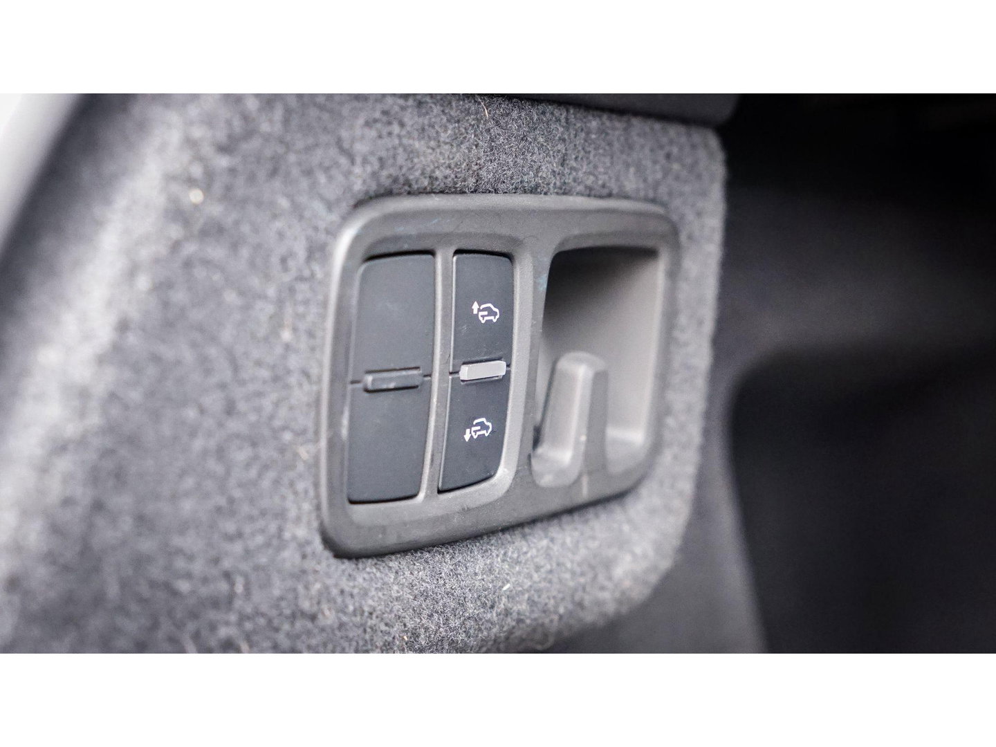 Lamborghini Urus 4.0 V8 650pk Panoramadak NLauto 4-zit Carbon Bang&Olufsen 4-wielsturing Massage Stoelkoeling 23" LMV