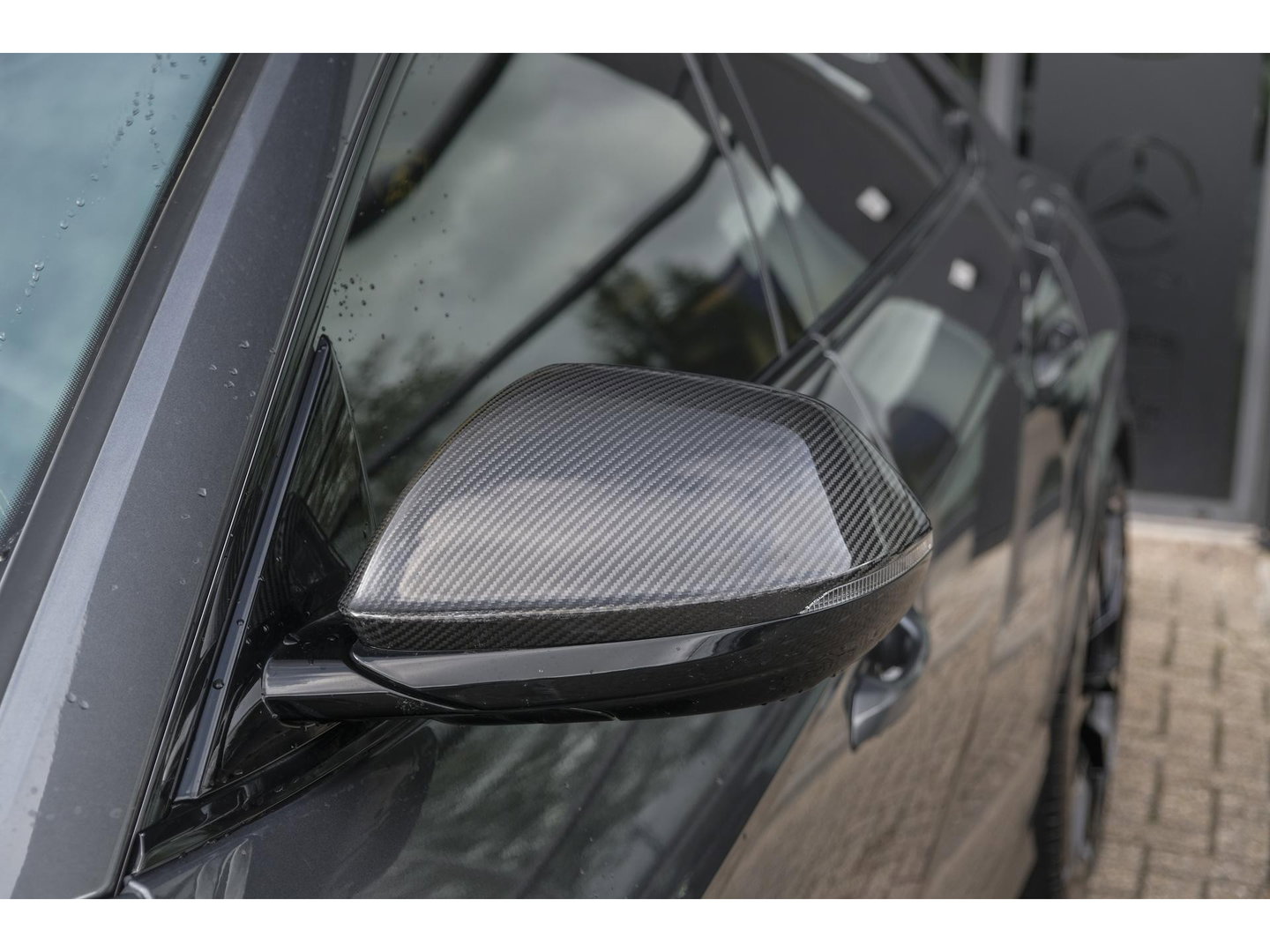 Lamborghini Urus 4.0 V8 650pk Panoramadak NLauto 4-zit Carbon Bang&Olufsen 4-wielsturing Massage Stoelkoeling 23" LMV