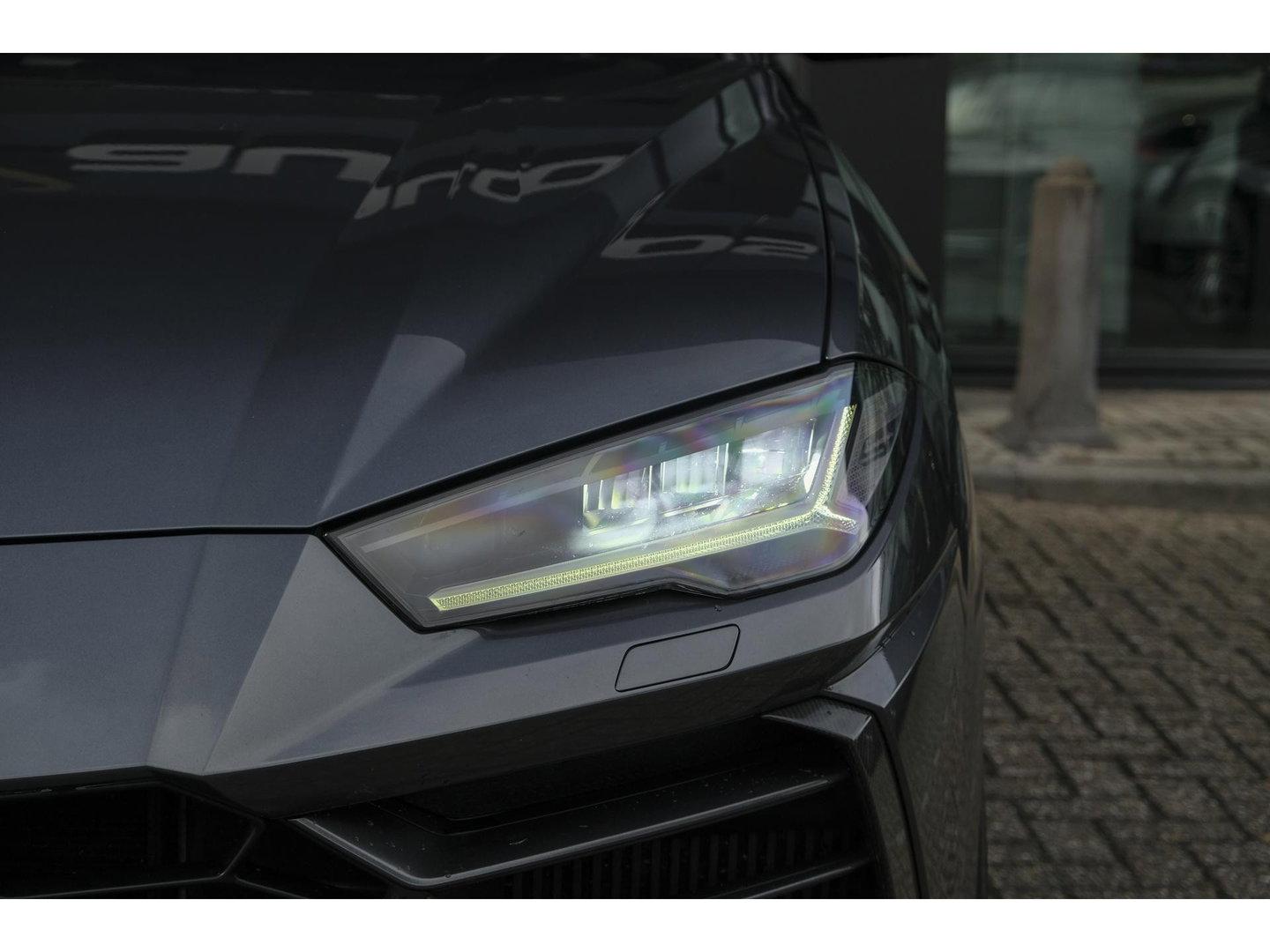 Lamborghini Urus 4.0 V8 650pk Panoramadak NLauto 4-zit Carbon Bang&Olufsen 4-wielsturing Massage Stoelkoeling 23" LMV