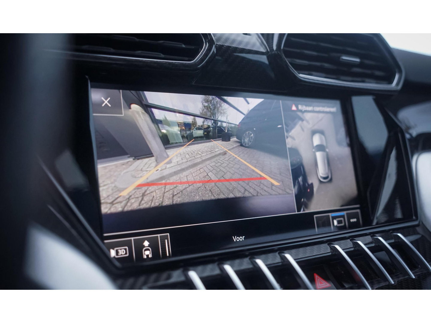 Lamborghini Urus 4.0 V8 650pk Panoramadak NLauto 4-zit Carbon Bang&Olufsen 4-wielsturing Massage Stoelkoeling 23" LMV