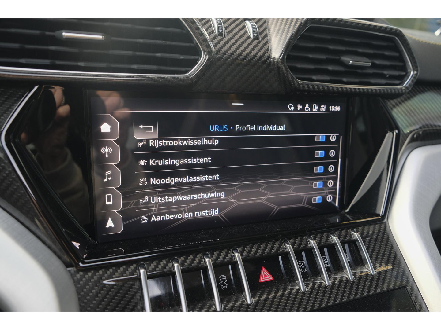 Lamborghini Urus 4.0 V8 650pk Panoramadak NLauto 4-zit Carbon Bang&Olufsen 4-wielsturing Massage Stoelkoeling 23" LMV