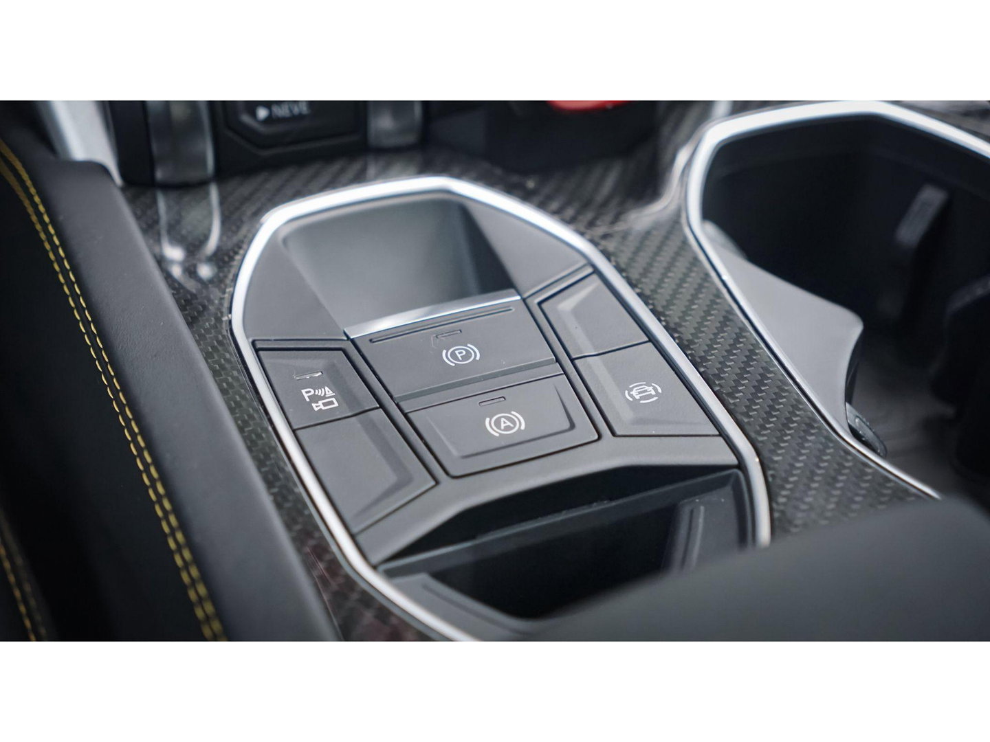 Lamborghini Urus 4.0 V8 650pk Panoramadak NLauto 4-zit Carbon Bang&Olufsen 4-wielsturing Massage Stoelkoeling 23" LMV