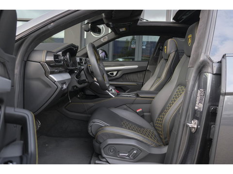 Lamborghini Urus 4.0 V8 650pk Panoramadak NLauto 4-zit Carbon Bang&Olufsen 4-wielsturing Massage Stoelkoeling 23" LMV